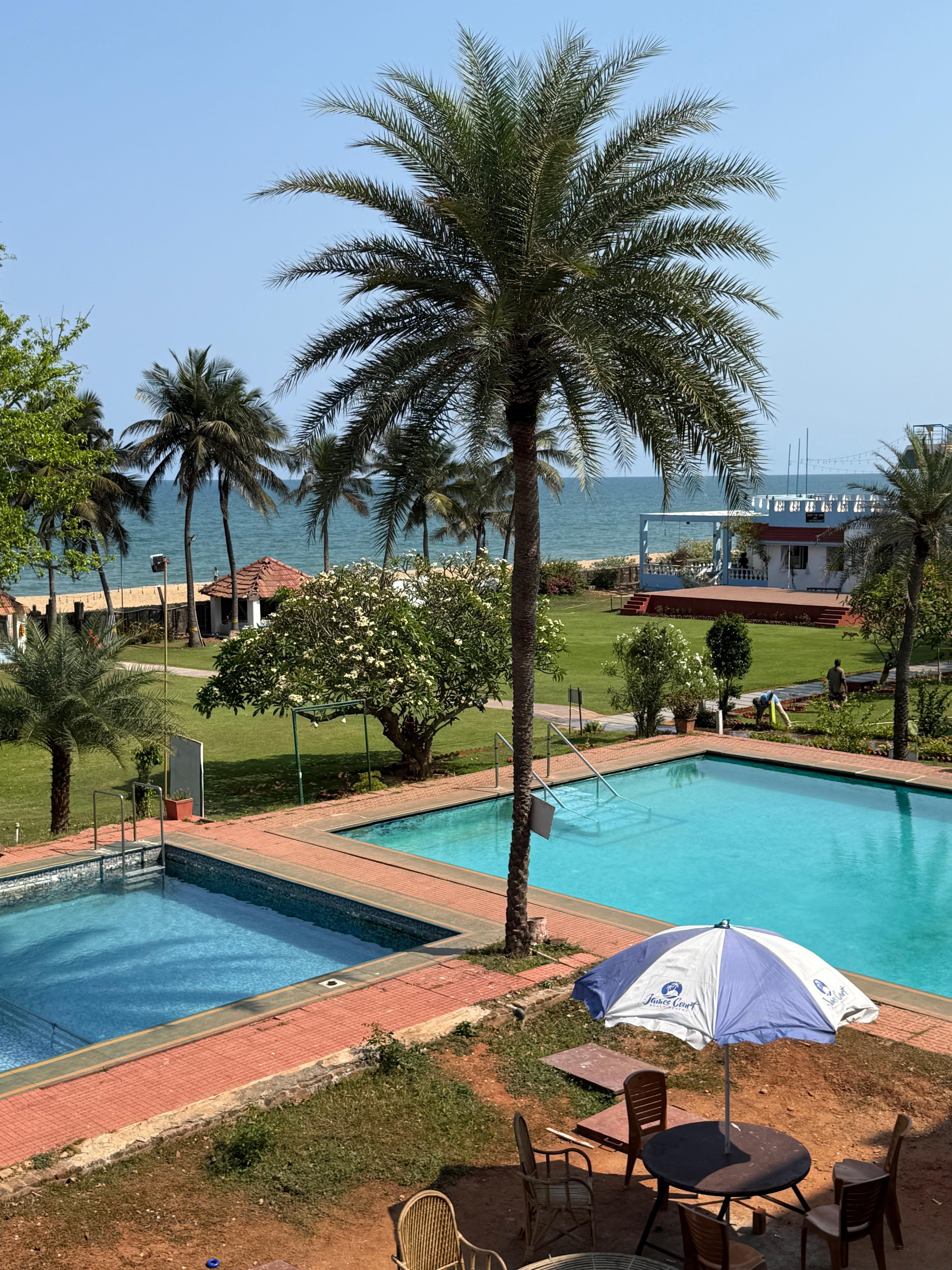 Pool & Beach View