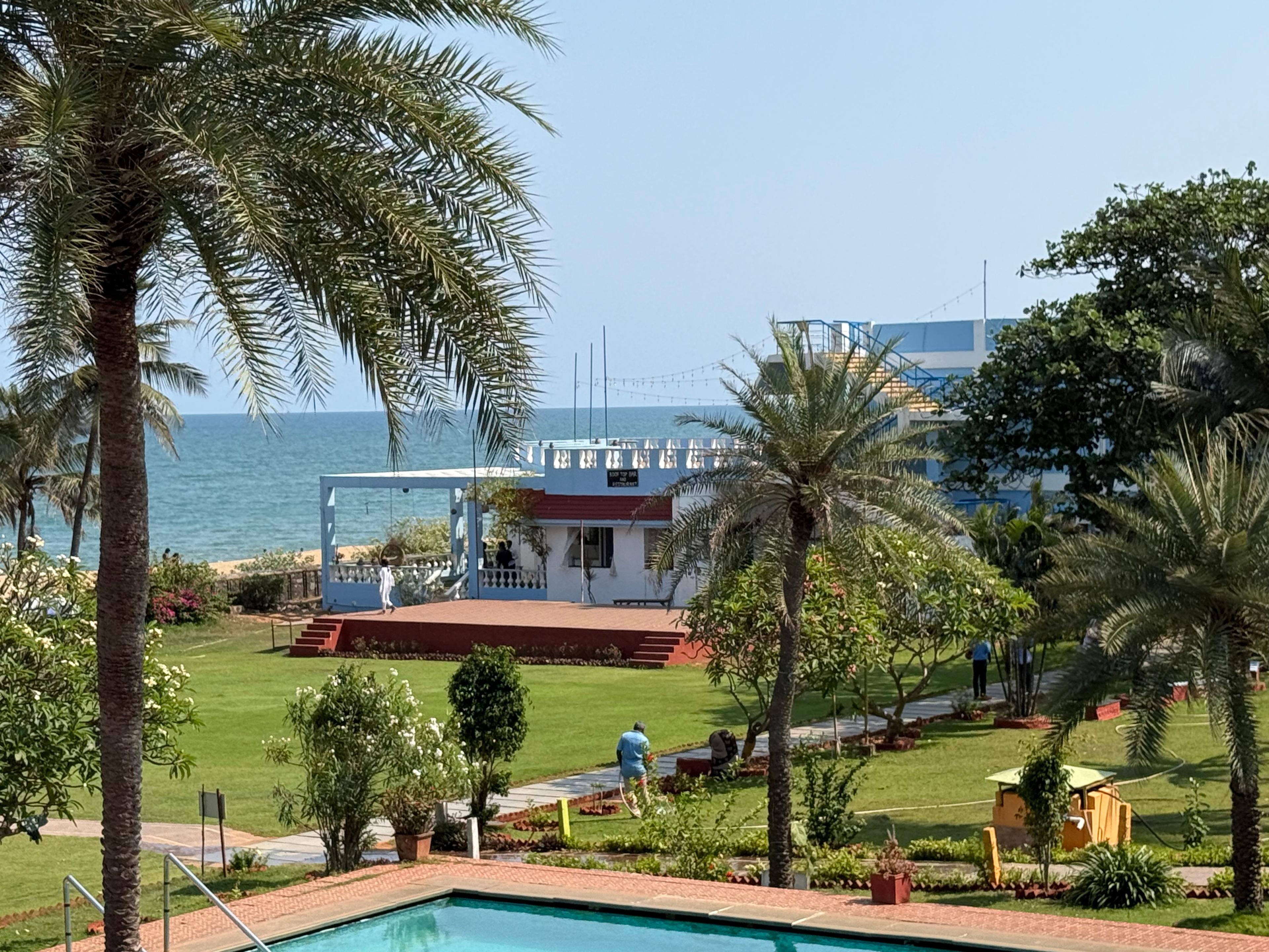 Pool & Beach Overview